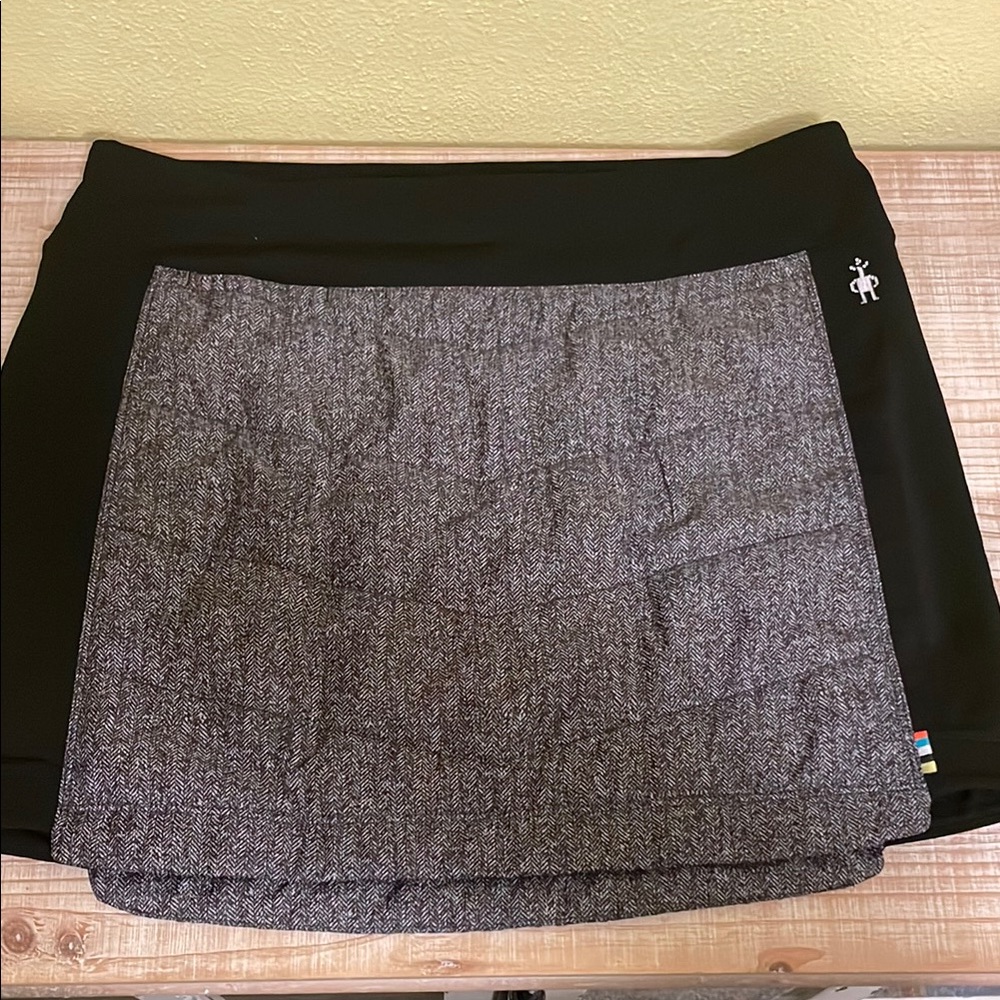 Smartwool Black and Gray Skirt